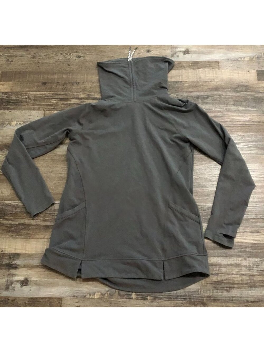 L.L.Bean Womens Medium Gray Midweight Funnel Neck Pullover Sweatshirt